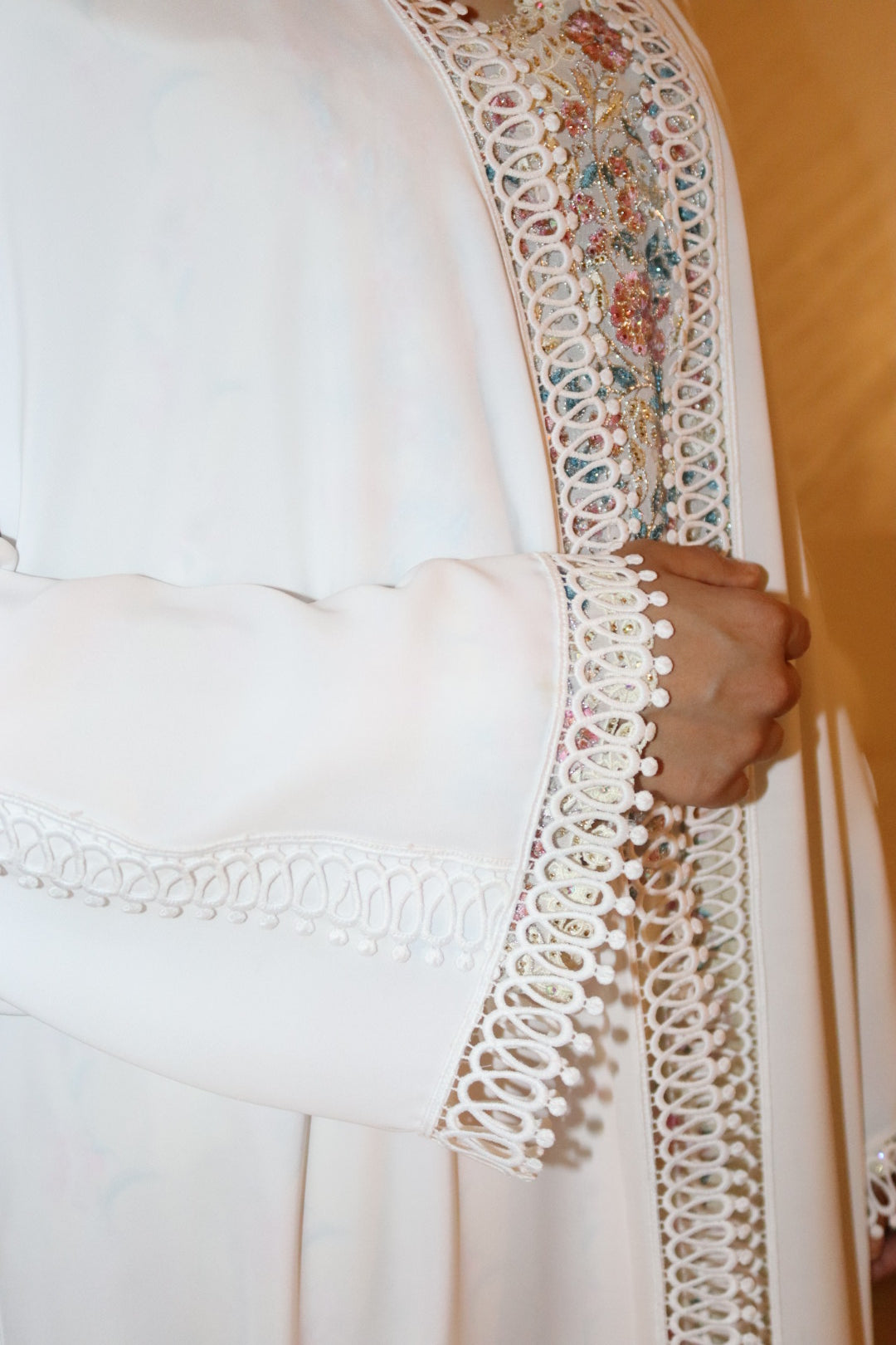White vanilla abaya